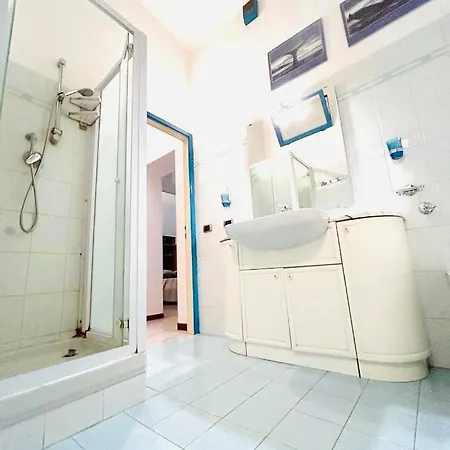 Milan Navigli Very Big Apartment With Balcony-2